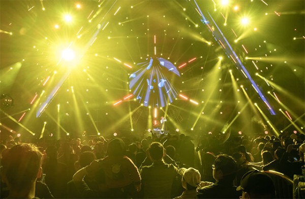 粉丝活动现场主持人台词怎么写 粉丝见面会主持词→榜中榜知识