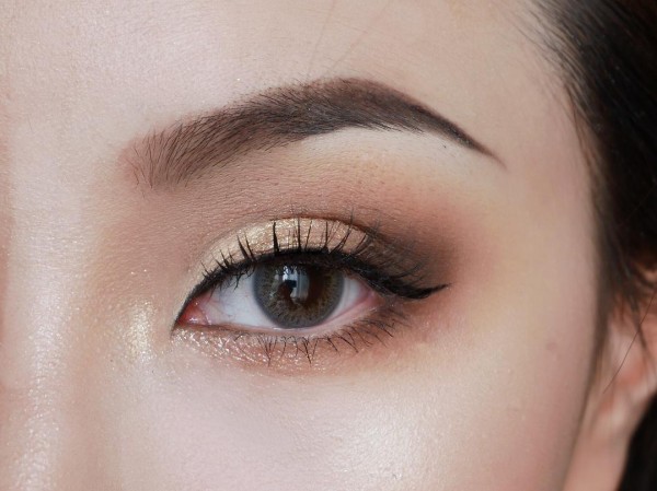 偶像明星的眼妆,王一博的随意,宋茜的夸张,看到最后:这也太精致了吧!