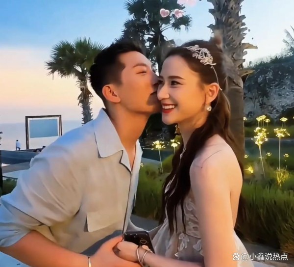 一句 “某富家女” 引爆婚变谣!窦骁何超莲的回应,戳破娱乐圈爆料套路