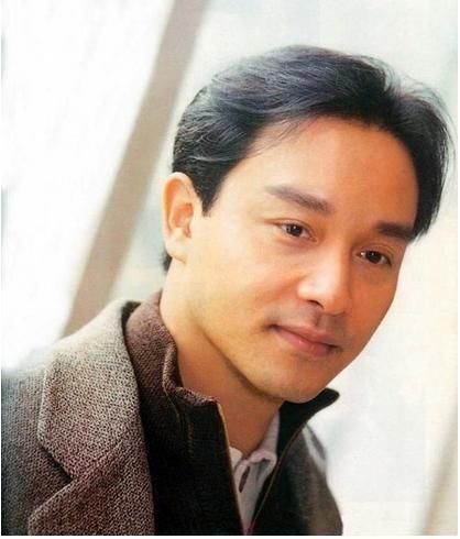 半夜梦游做出诡异怪事的6位男女明星