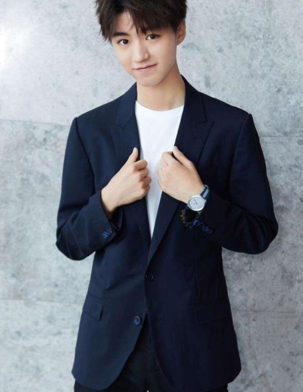 明星粉丝千千万，教你最理智的追星方式！网友不信，王俊凯：真香