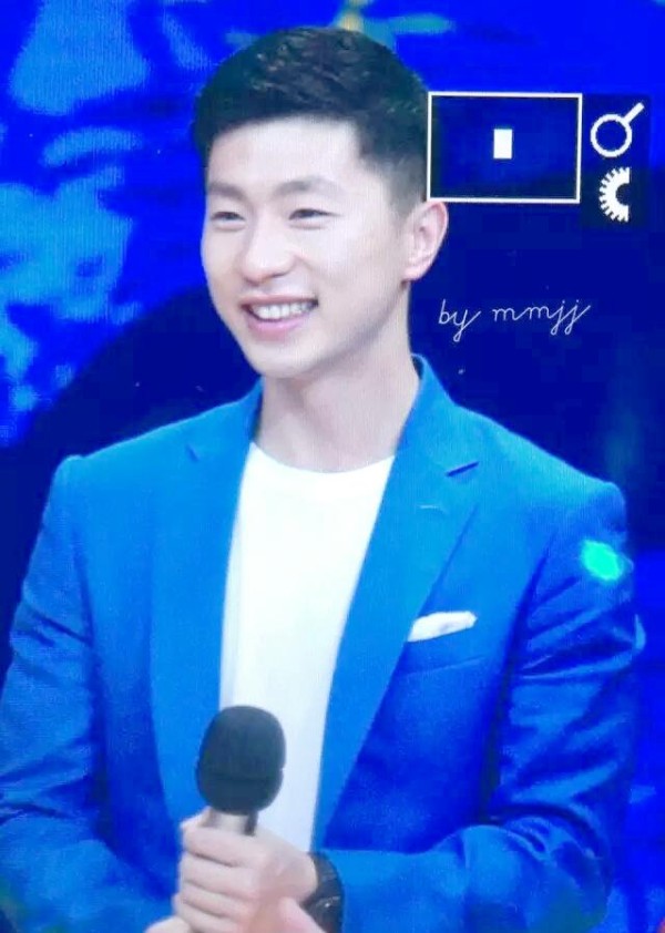 马龙蔡依林同台：从迷弟到偶像的甜蜜互动