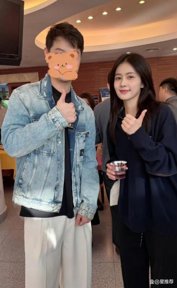 参加广电培训的明星 Angelababy引发关注