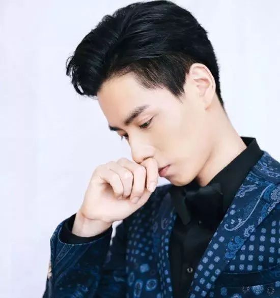 2017时尚美丽盛典偶像来袭 杨幂唐嫣领衔明星红毯发型大PK