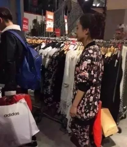 赵丽颖上了富豪榜,却被无数人吐槽,真相好令人心碎…