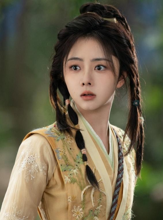 谭松韵首部仙侠剧《逍遥》搭档侯明昊CP感爆棚 最大惊喜是监制赵丽颖演反派