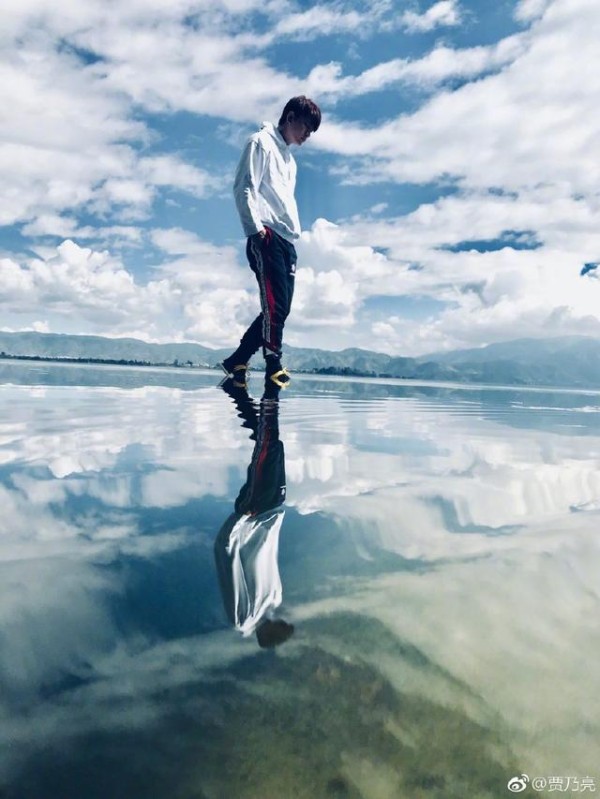 贾乃亮34岁生日快乐:停更四个月的微博,今天会有动态吗?