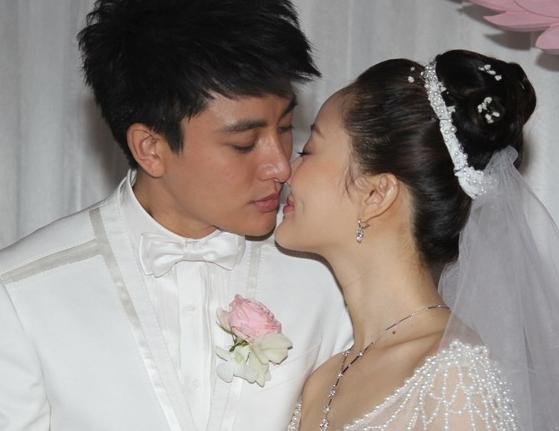 贾乃亮每逢情人节都会承诺:对李小璐一辈子好,唯独今年是个例外