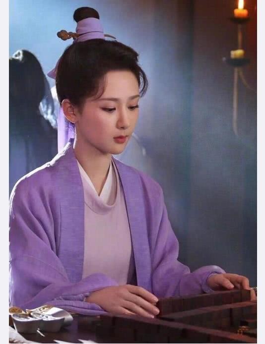 杨紫的新作品，期待已久了，图片中的杨紫，美若天仙