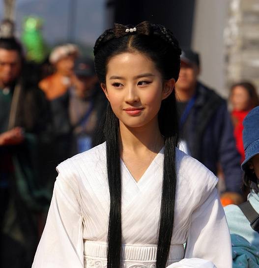 新“四小花旦”名单出炉，刘亦菲第四，杨幂第三，实力一姐是她？