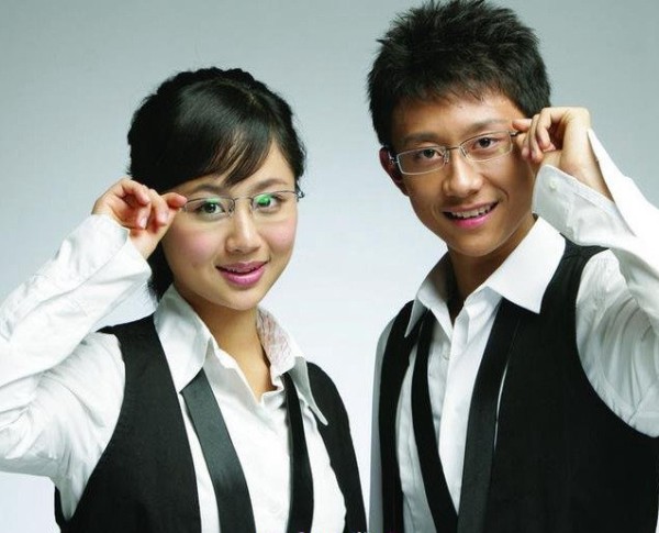 张一山个人资料 张一山杨紫狂吻图片