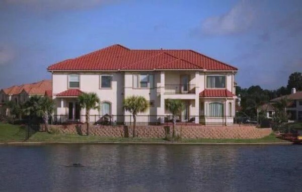 体育明星是如何将运动生涯转化为豪宅生活的