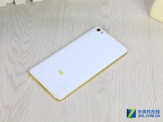 偶像派or实力派八款值得一荐明星手机(5)