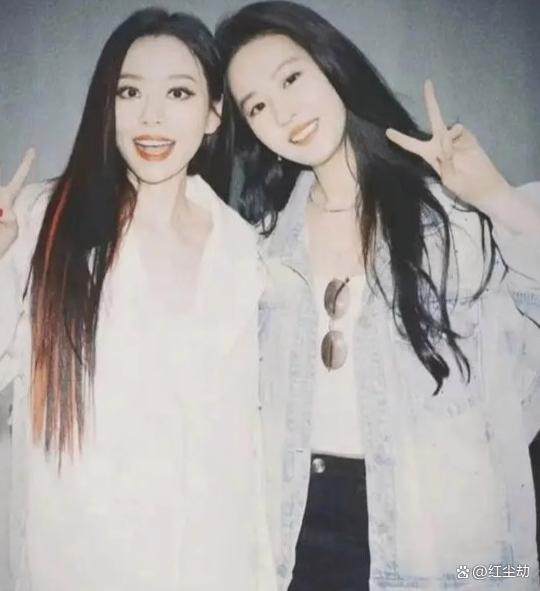 刘亦菲豪掷近10万蝴蝶戒为张靓颖庆生,“神仙友谊”引热议!