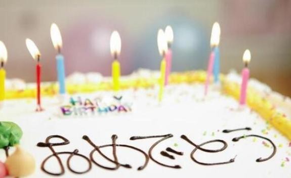 盘点五位明星过生日吃的蛋糕，刘涛的最“仙”，你喜欢吗？