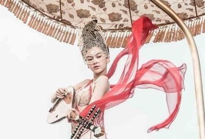 明星们的生日蛋糕：吴奇隆的一般，赵丽颖的有爱