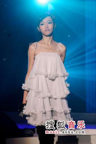 唐嫣演唱《我透明》