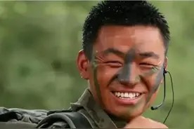 从工地到影帝：王宝强的草根逆袭之路--生如野草，不屈不挠图片