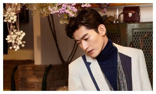 4位人气爆表的男星,张翰第三,杨洋第二,居然都输给了他!