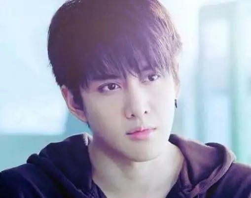 泰国人气男明星,个个颜值爆表,而且都拥有中国血统