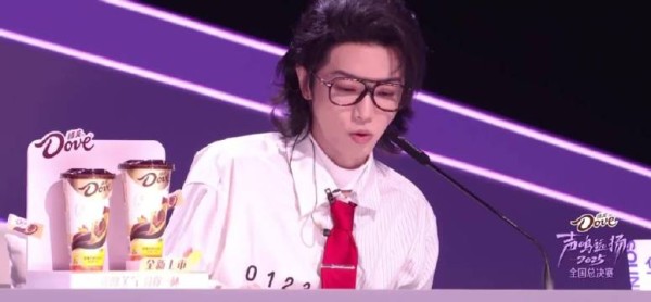 华晨宇那英公开支持郭宇薇