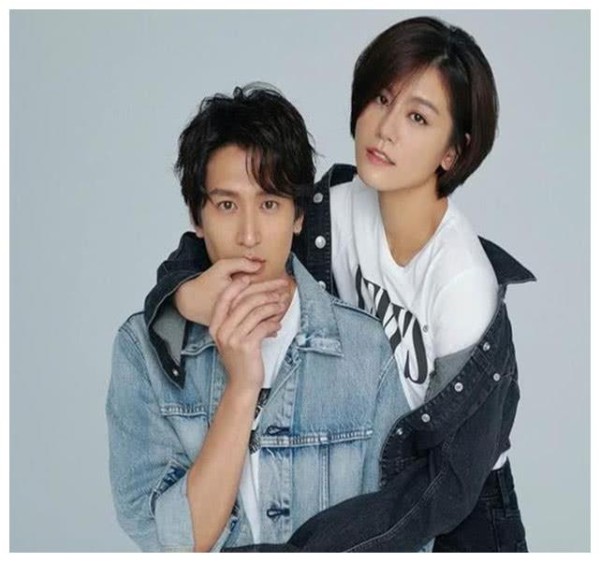 继向佐郭碧婷后，又一对明星官宣结婚，新娘颜值不输郭碧婷！