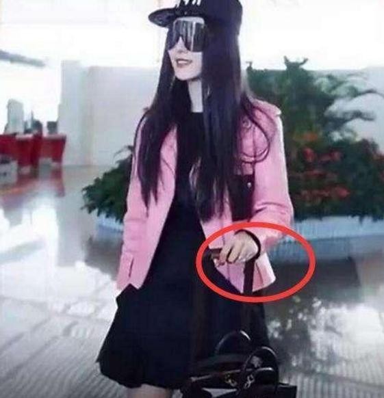 范冰冰和李晨婚礼嘉宾名单终于出炉,让人出乎意料的是伴娘居然是她!