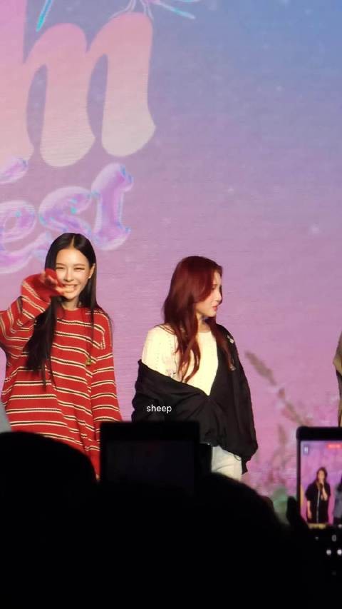 感性讨论牛爸比昨晚把我女神满足了今天这么黏糊?