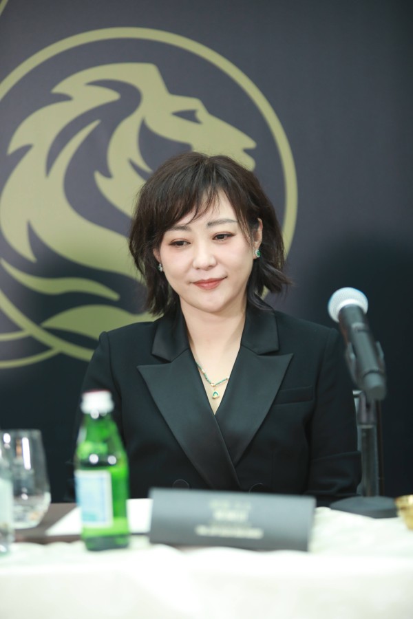 郝蕾发声!与辛芷蕾朋友圈争议是乌龙,当日便私下沟通