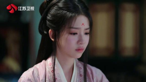 情绪濒临崩溃的萧荧@-刘梦芮- ，经陆琦步步蛊惑，心智彻底被控，准备刺杀萧焕