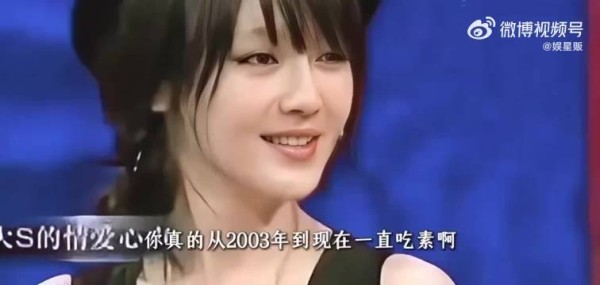 娓娓道来，大S的表达能力是顶尖的，好喜欢听她讲话