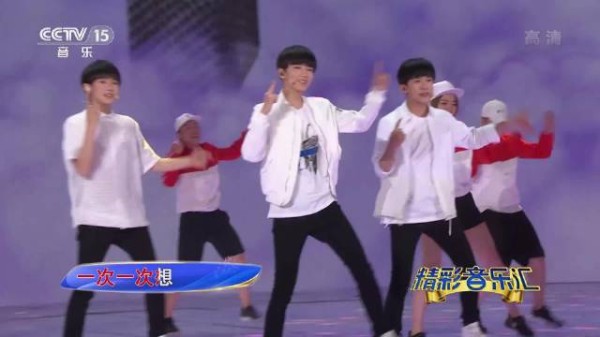 TFBOYS三成员从青涩到成熟，王源王俊凯为易烊千玺庆生