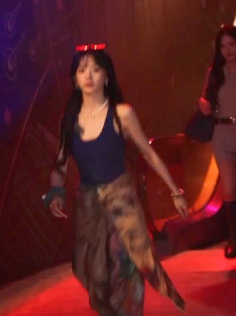 桐心薇泯超话发布晚霞与温柔相遇主题内容