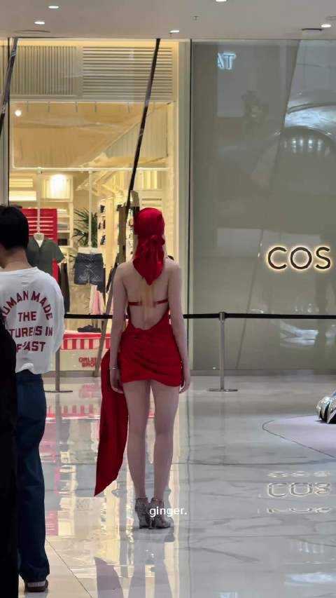 千金妹还是太权威了,超模气质绝绝子