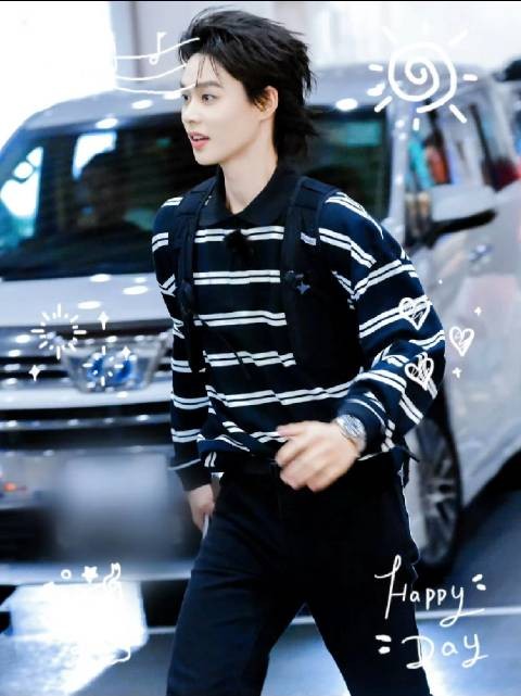 柯淳舞台绽放粉丝台下成长