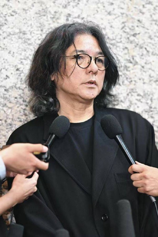 诗性凝视与成长阵痛:岩井俊二青春电影的美学建构与文化意蕴