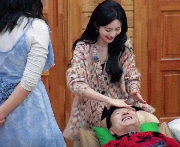 是我眼花了吗?汪峰卸妆后原来这么帅?53岁颜值不输小鲜肉!