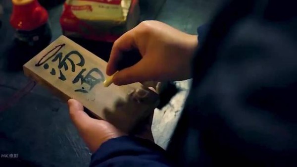 看似平凡的一碗汤面,实则蕴含着母亲对孩子