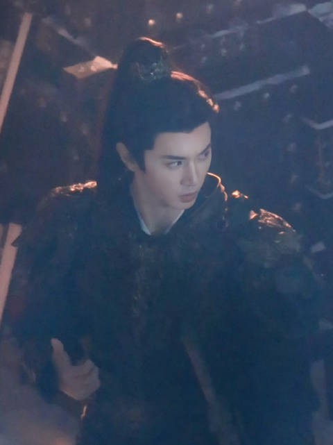 陈哲远梦花廷 陈哲远汤乾自 有时候,直到拨云见日,才能豁然开朗