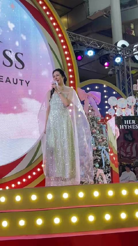 难怪看着很眼熟，原来是艾莎