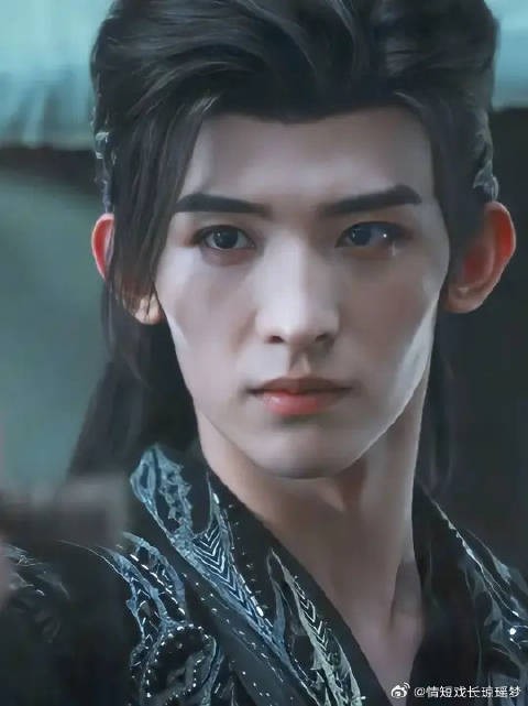 江湖人无人不知的杀手组织,默契起来以一敌百不在话下!