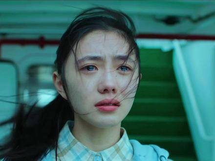 哭的时候,大脑会分泌内啡肽以减少你的痛苦