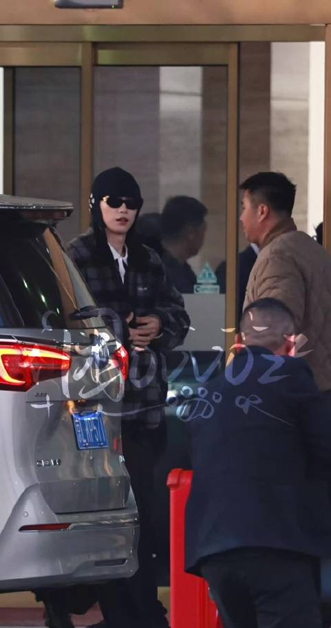 至少这次没摆脸