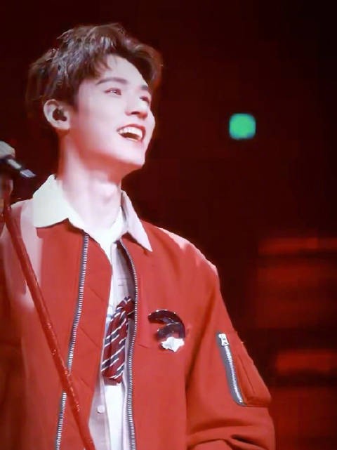 龚俊将亮相东方卫视跨年晚会，唱跳实力引期待