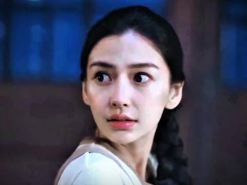 杨颖井柏然白宇谭松韵李现出演《微微一笑很倾城》