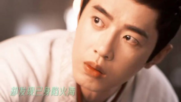 《哑舍》主角毕之收集旧友遗物穿越时空