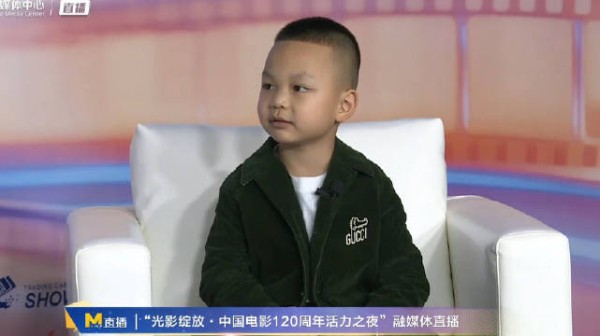 gogo称不喜欢被肖战爸爸亲，最爱《得闲谨制》