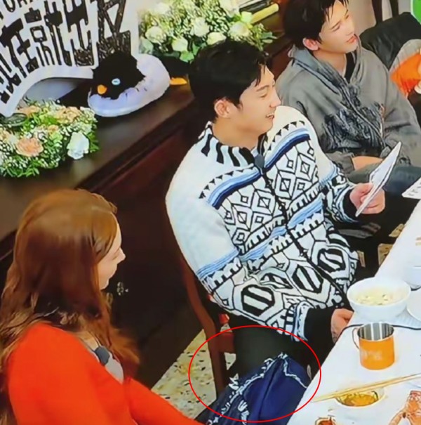 黄景瑜新恋情大反转！狗仔曝女友是素人，网友：金晨热巴天亮了