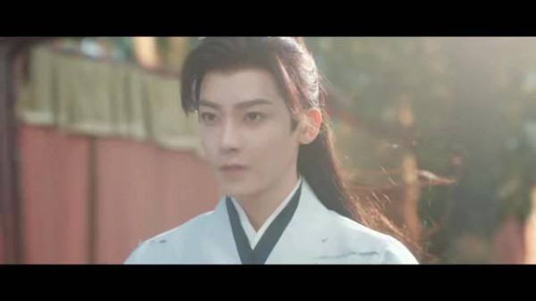 侯明昊演绎陆江来占有欲，与娜扎对手戏张力十足