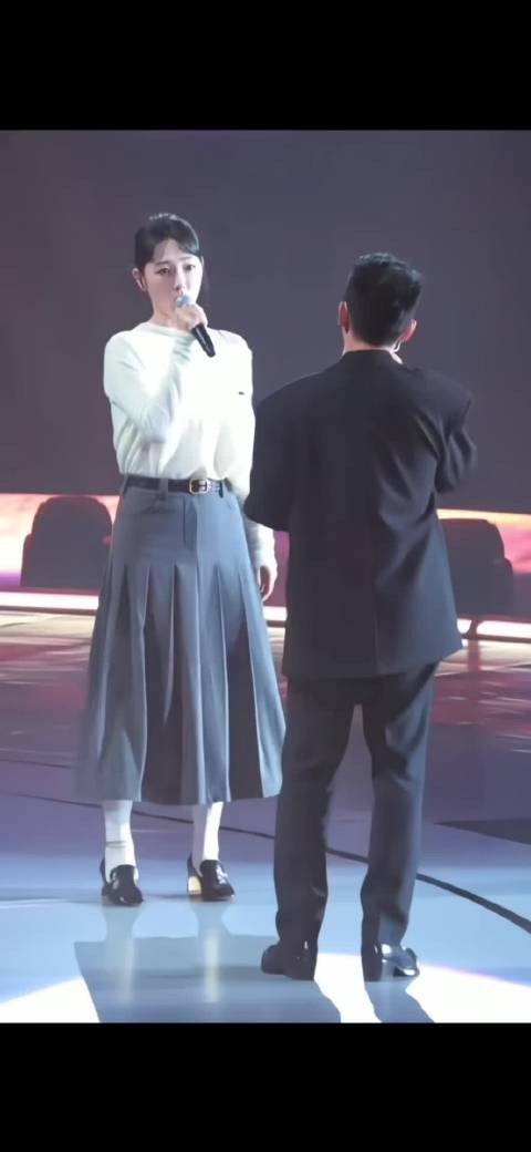 郑凯白百何好有不见还是当年的那个味吧?